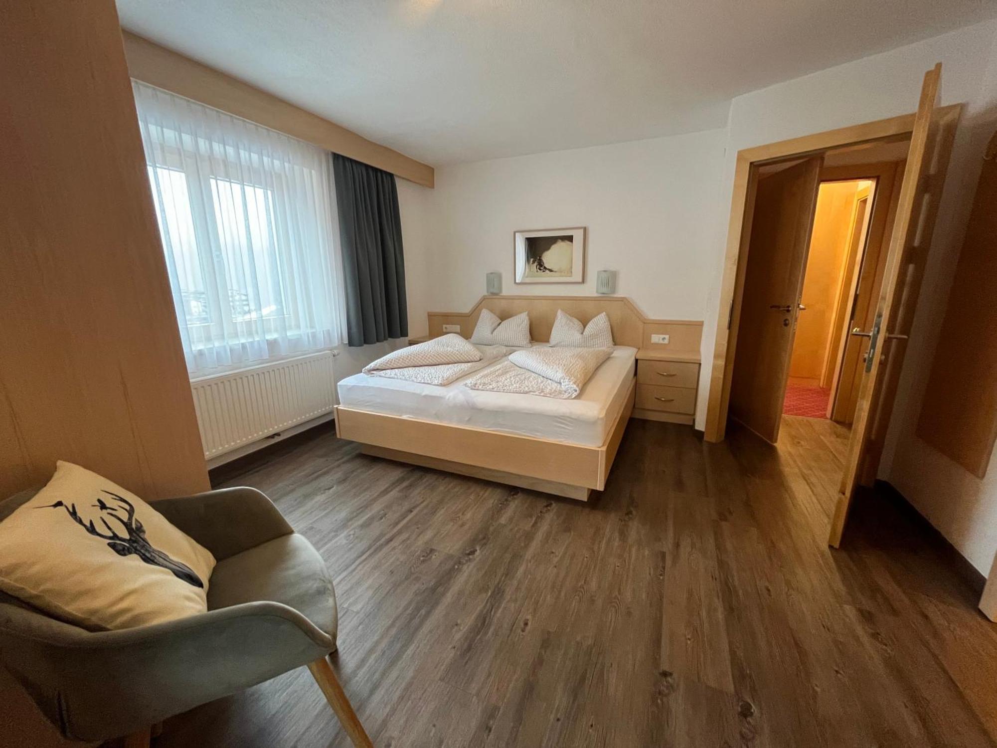 Franzele Appartements & Breakfast Solden Exterior photo